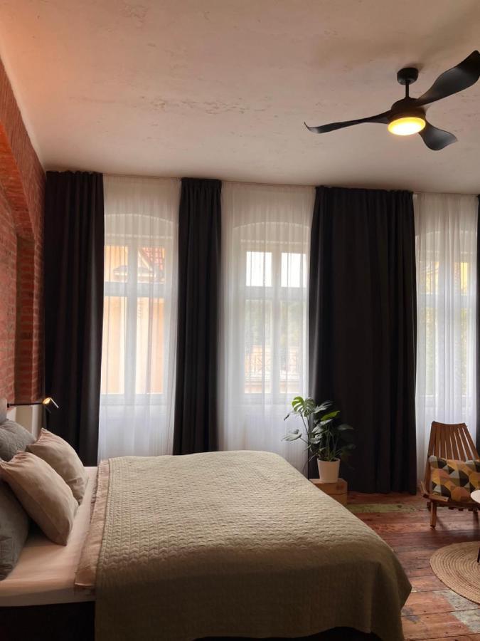 Four Rooms Carlsbad Authentic Karlsbad Buitenkant foto