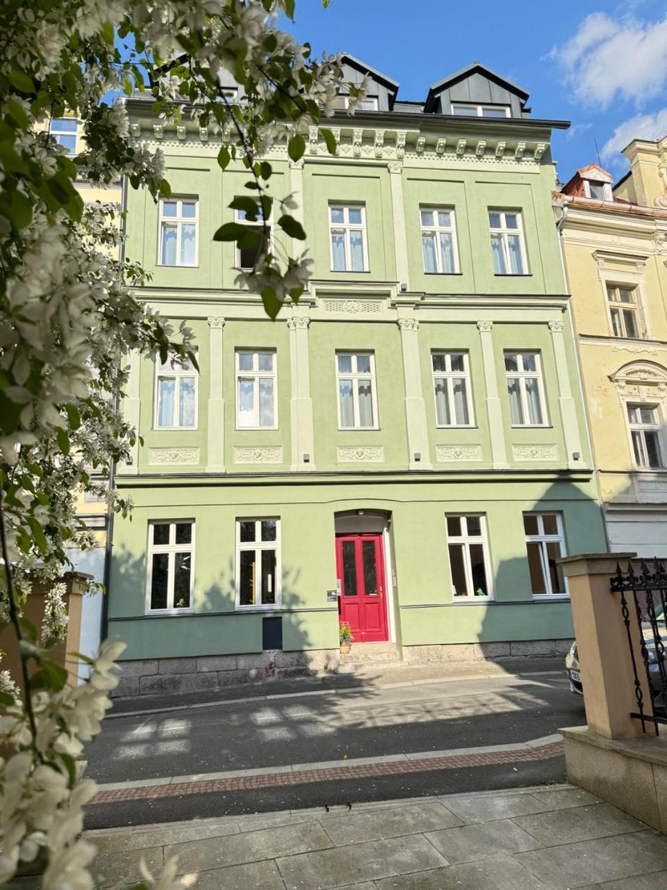 Four Rooms Carlsbad Authentic Karlsbad Buitenkant foto